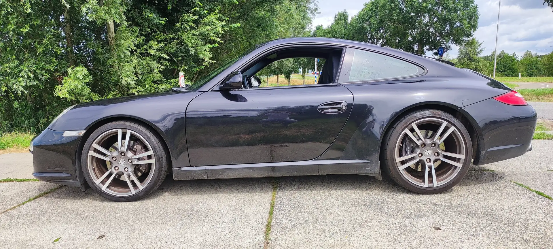 Porsche 911 997.2 3.6 Carrera Zwart - 2