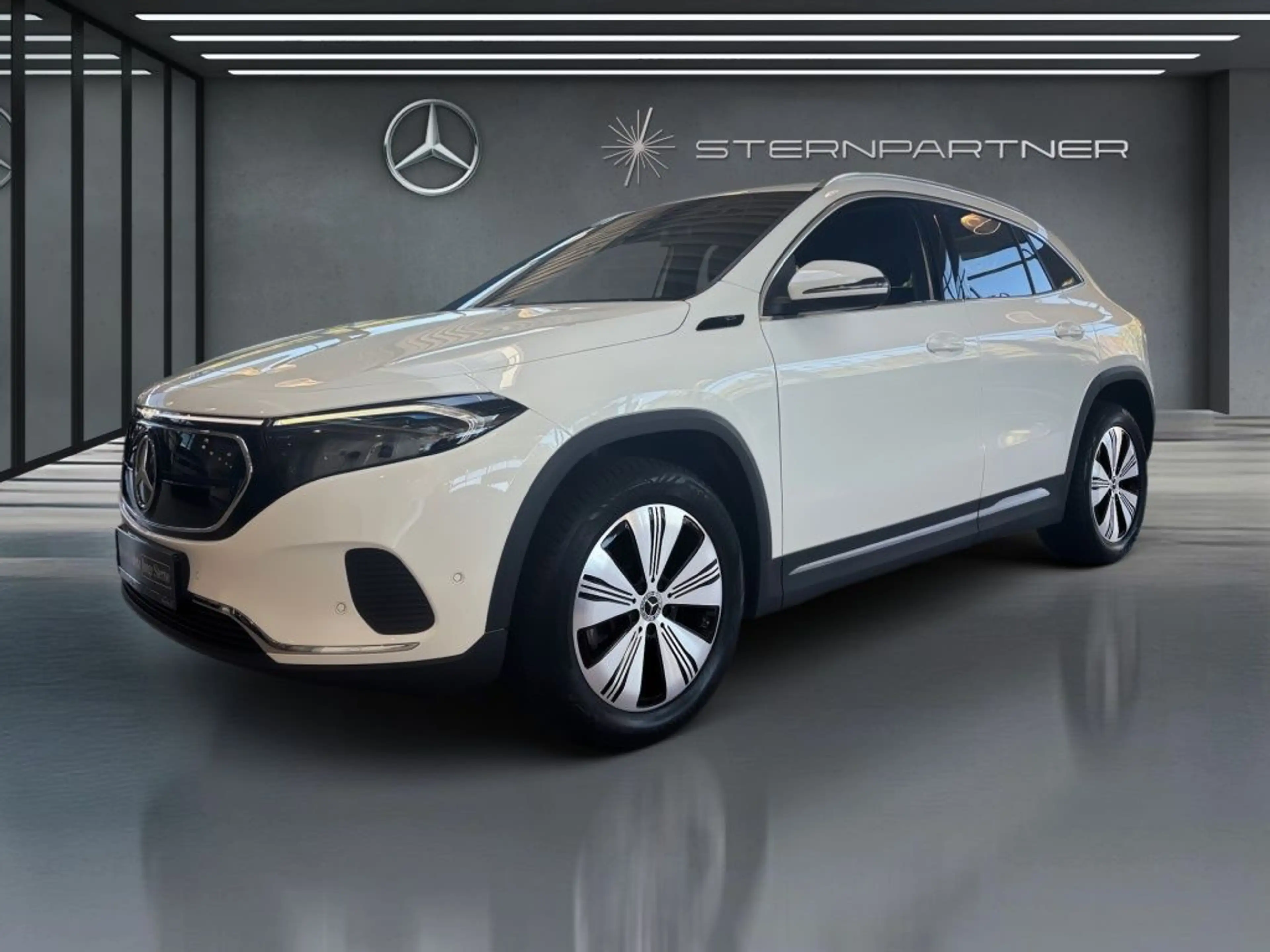 Mercedes-Benz EQA 250 MBUX+Progressive+Ambiente+CarPlay+KAMERA