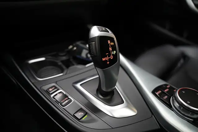 BMW 1 Series view 14