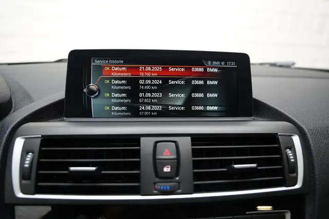 BMW 1 Series view 20