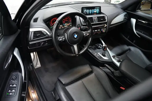 BMW 1 Series view 29