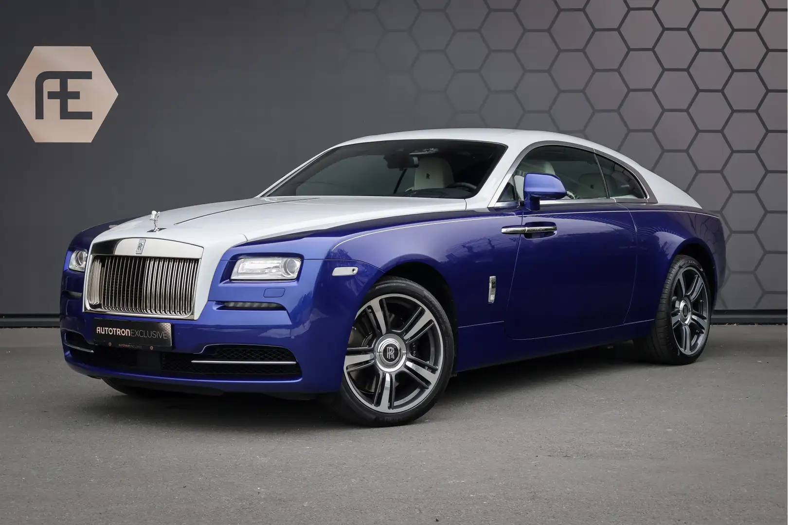 Rolls-Royce Wraith 6.6 V12 | STERRENHEMEL | STOELVERWARMING & VERKOEL Modrá - 1