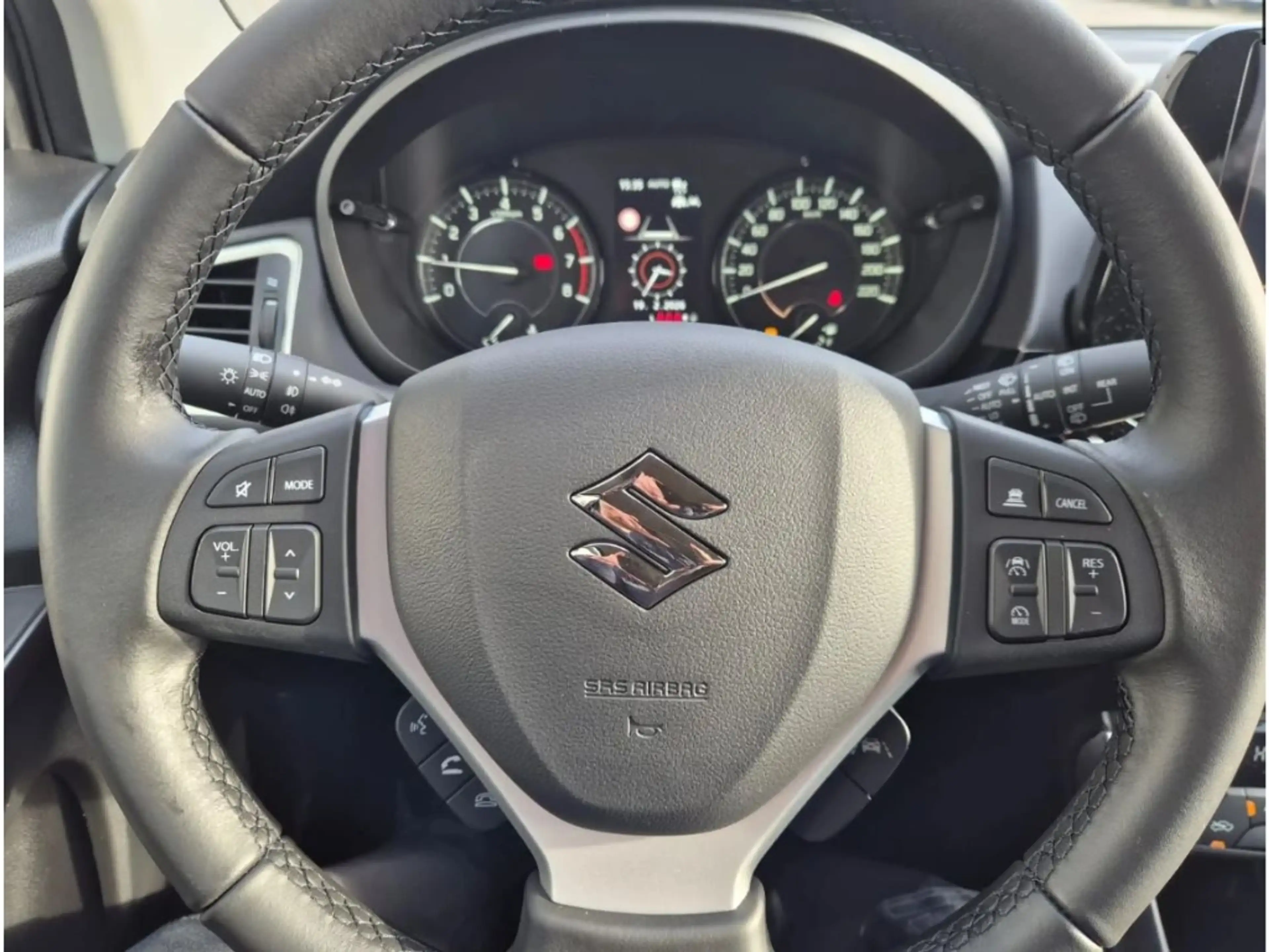 Suzuki SX4 S-Cross Comfort+ 4x4 ALLGRIP TAGESZULASSUNG! Allrad Teille — photo 11