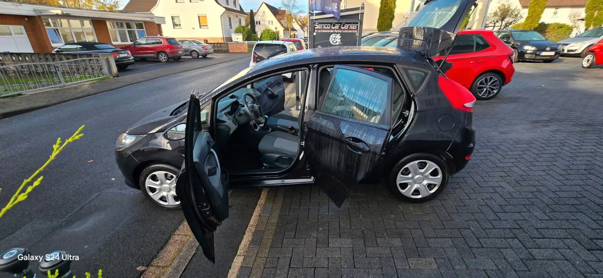 Ford Fiesta Trend 5 Türig Schwarz KLIMA Wenig Km Noir - 2