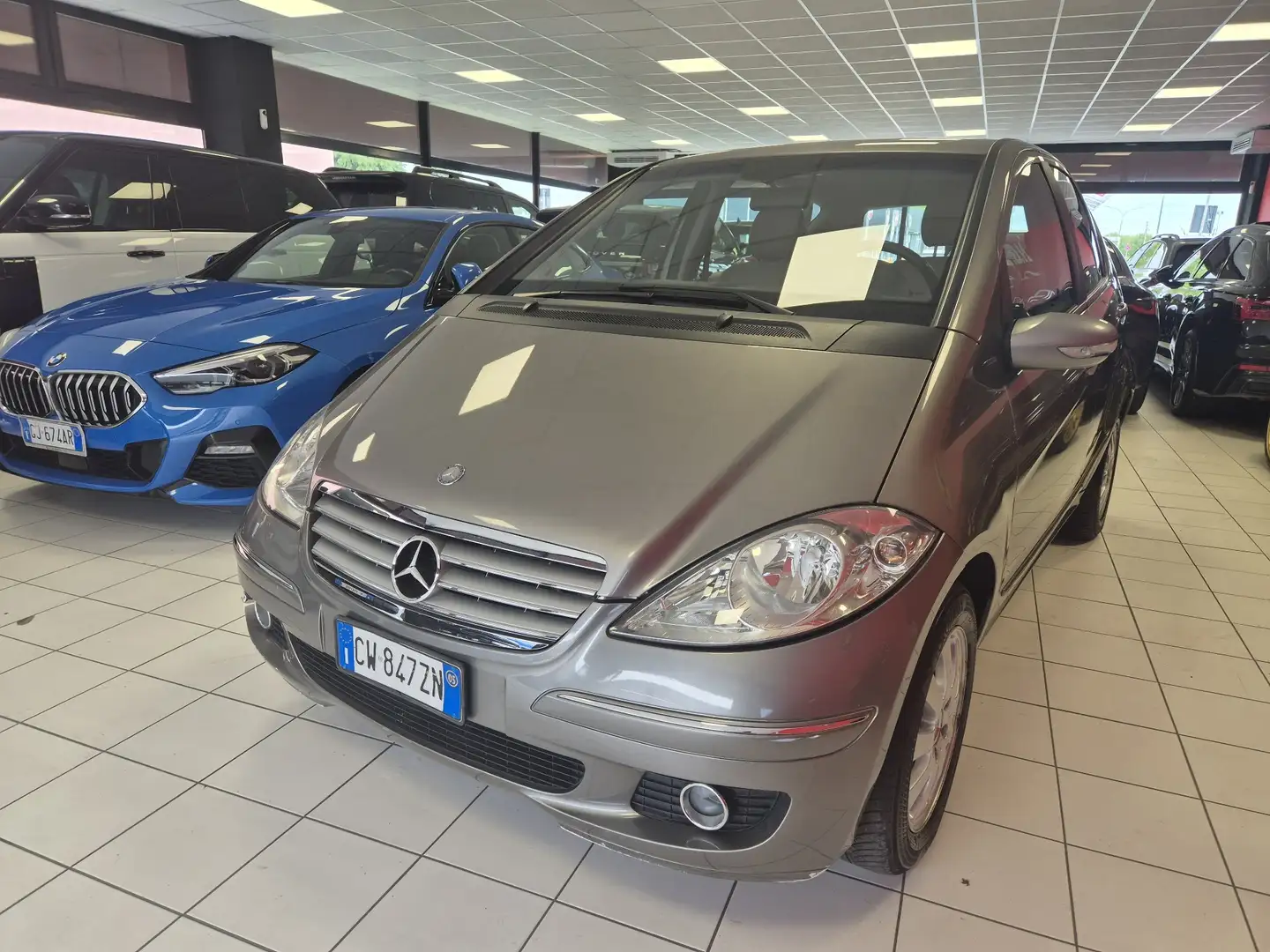 Mercedes-Benz A 170 A 170 Elegance Šedá - 2
