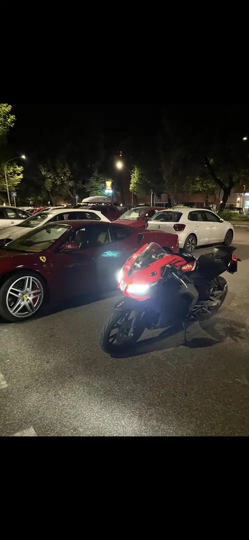 Aprilia RS 125 aprilia rs 125 4t affare pari al nuovo Nero - 1