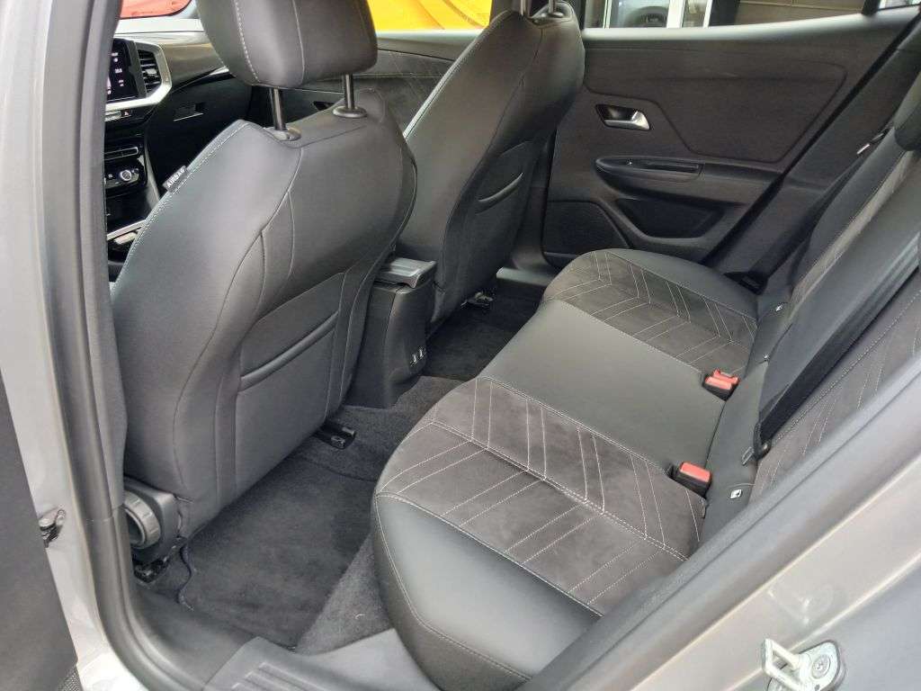 Opel Mokka E