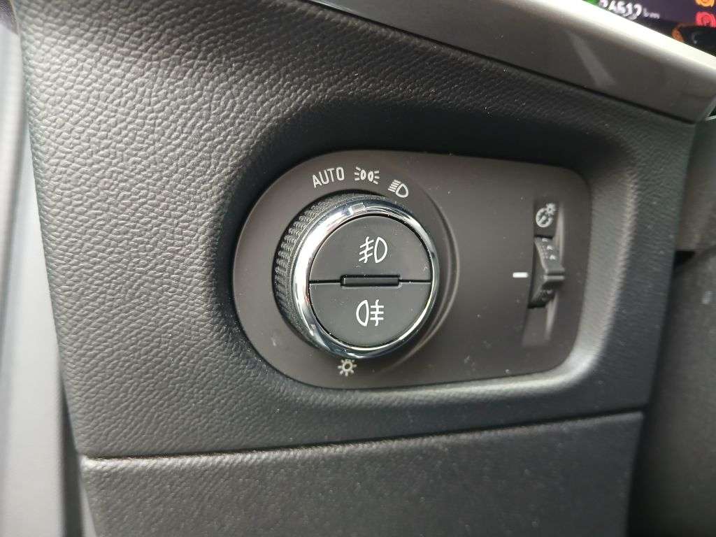 Opel Mokka E