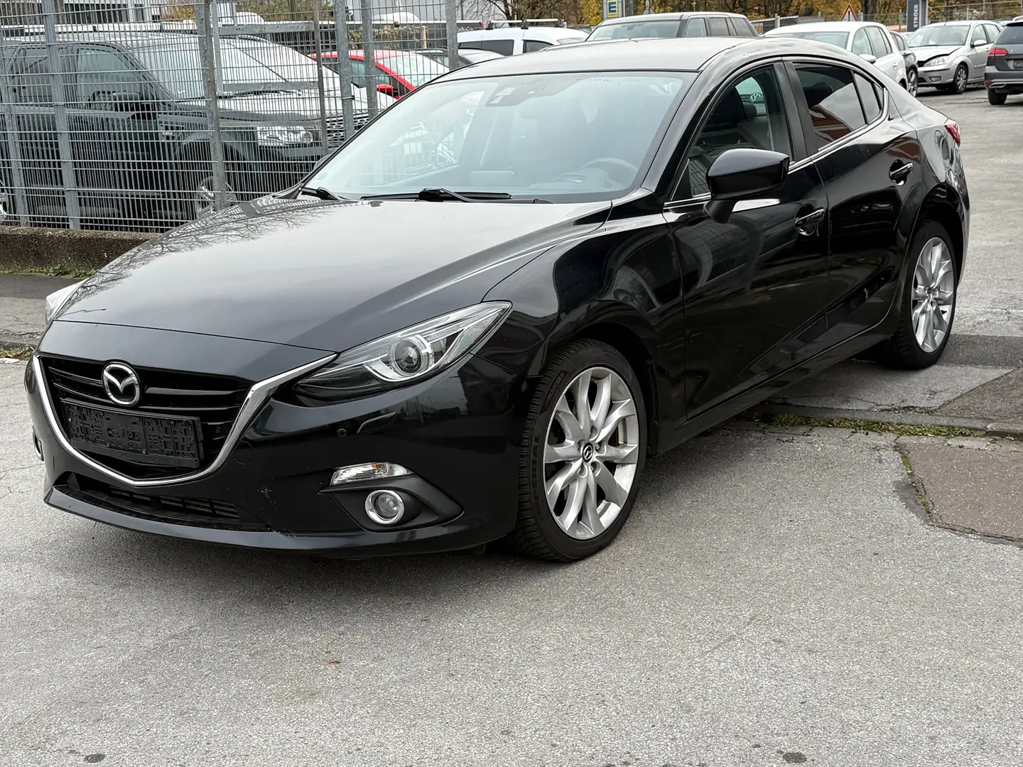 Mazda 3 Center-Line  EURO 6  HEAD-UP DISPLAY Schwarz - 2