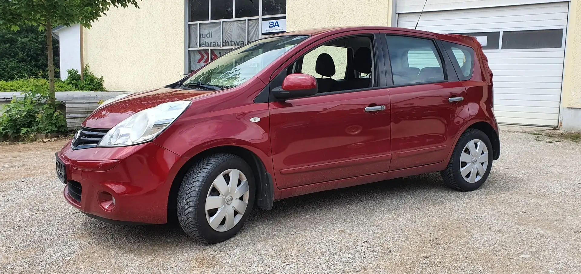 Nissan Note 1.4 acenta Rojo - 2