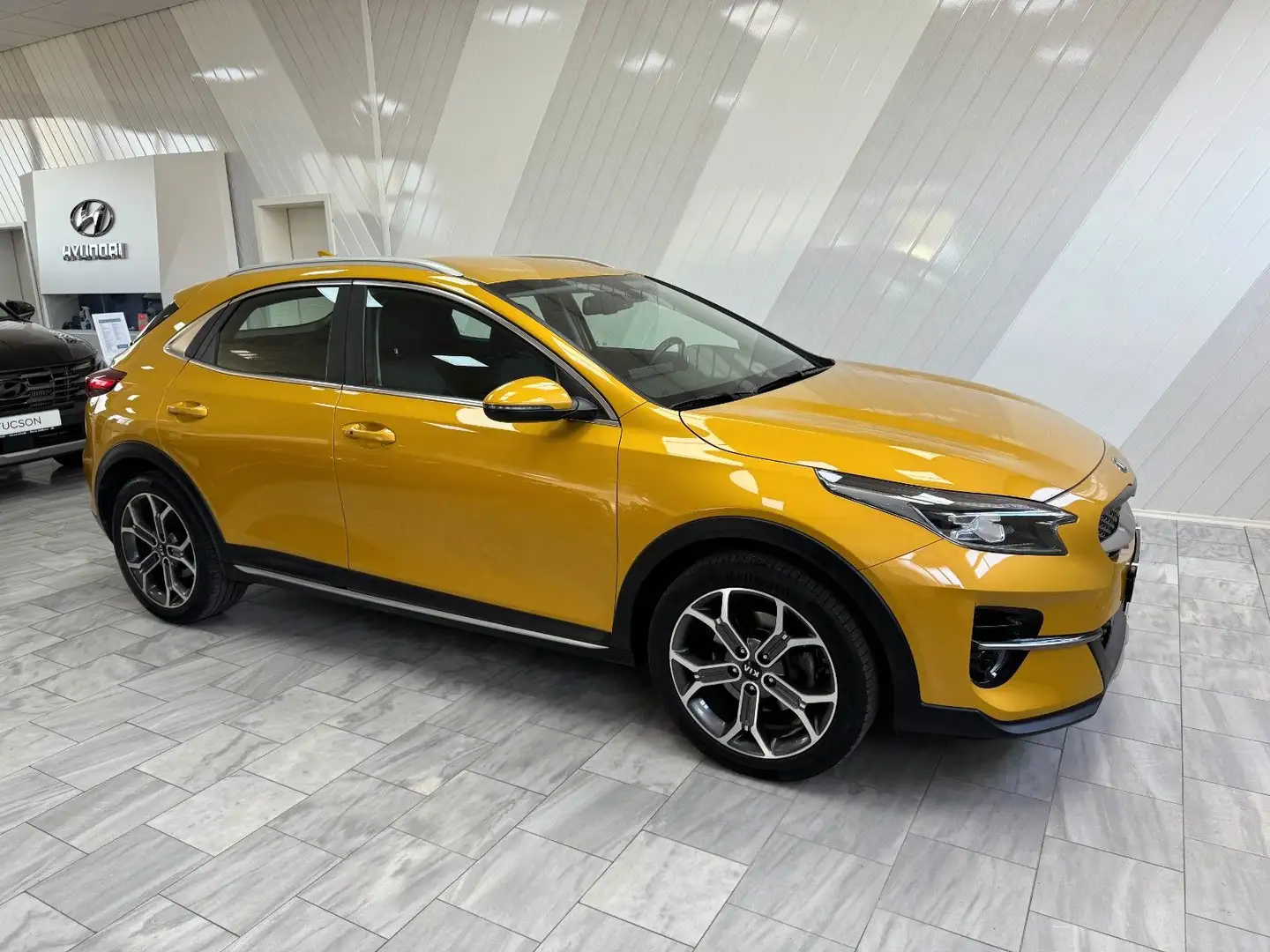 Kia XCeed 1.4 DCT Spirit Xclusive 8x bereift Sárga - 1