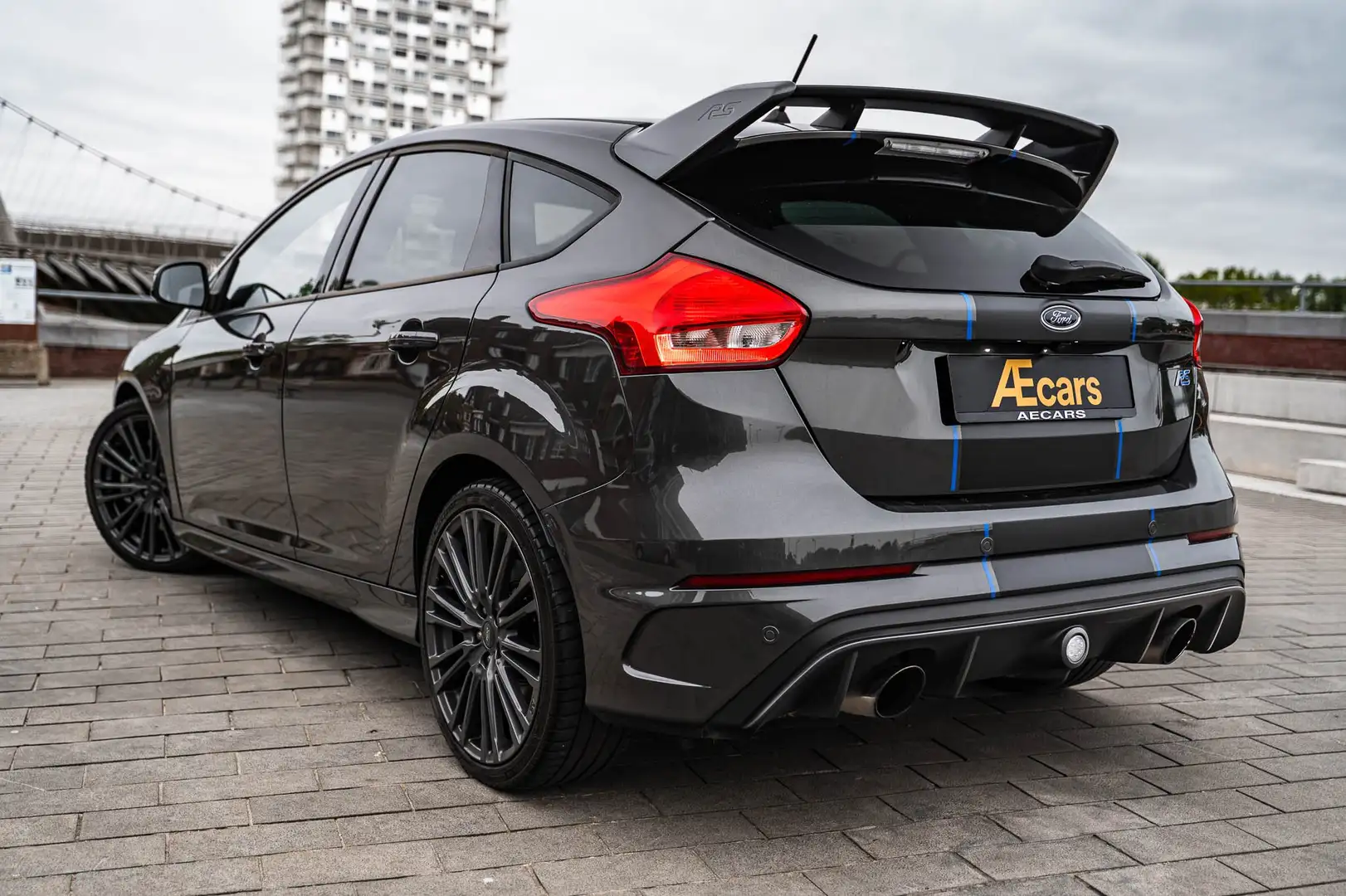 Ford Focus RS 2.3 / BI-XENON / MANUAL / DRIFT MODE / BELGIAN Gris - 2