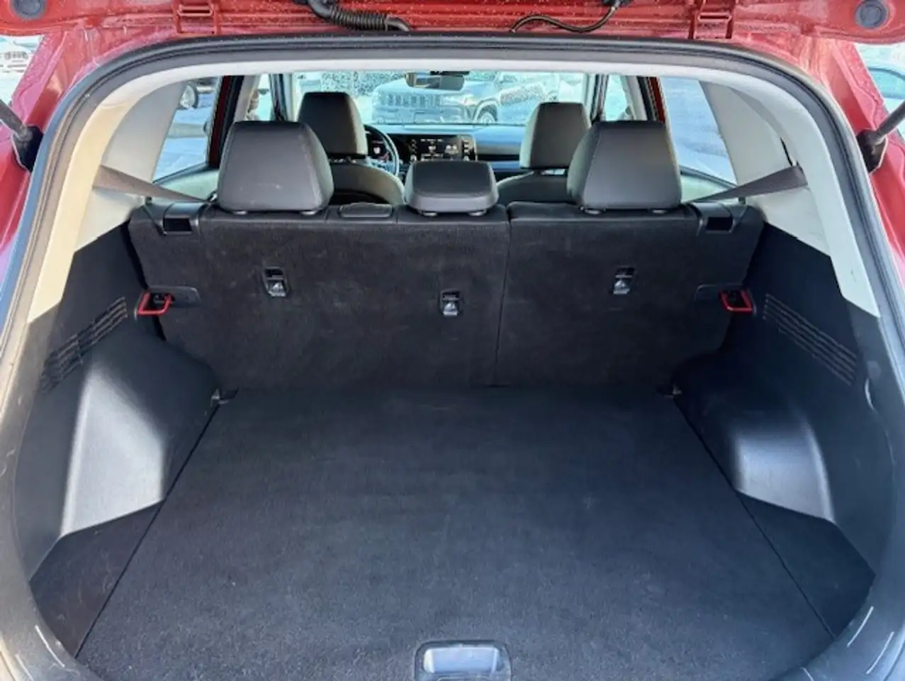Kia Seltos снимка Kia Seltos