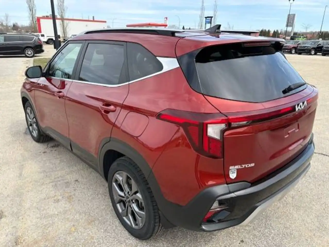 Kia Seltos снимка Kia Seltos
