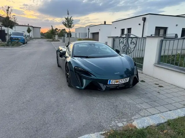 McLaren Artura Artura  Performance
