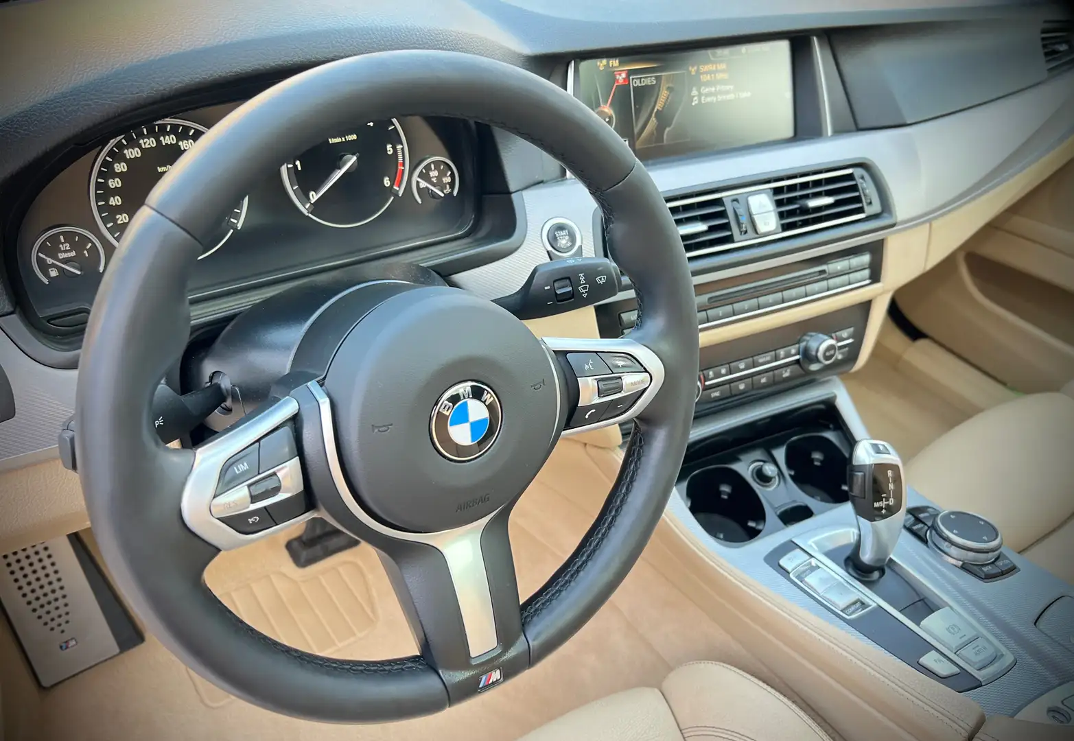 BMW 525 d Aut. M-Paket |ATM|Pano|Navi-Proff.|Alarm|AHK| Zwart - 2