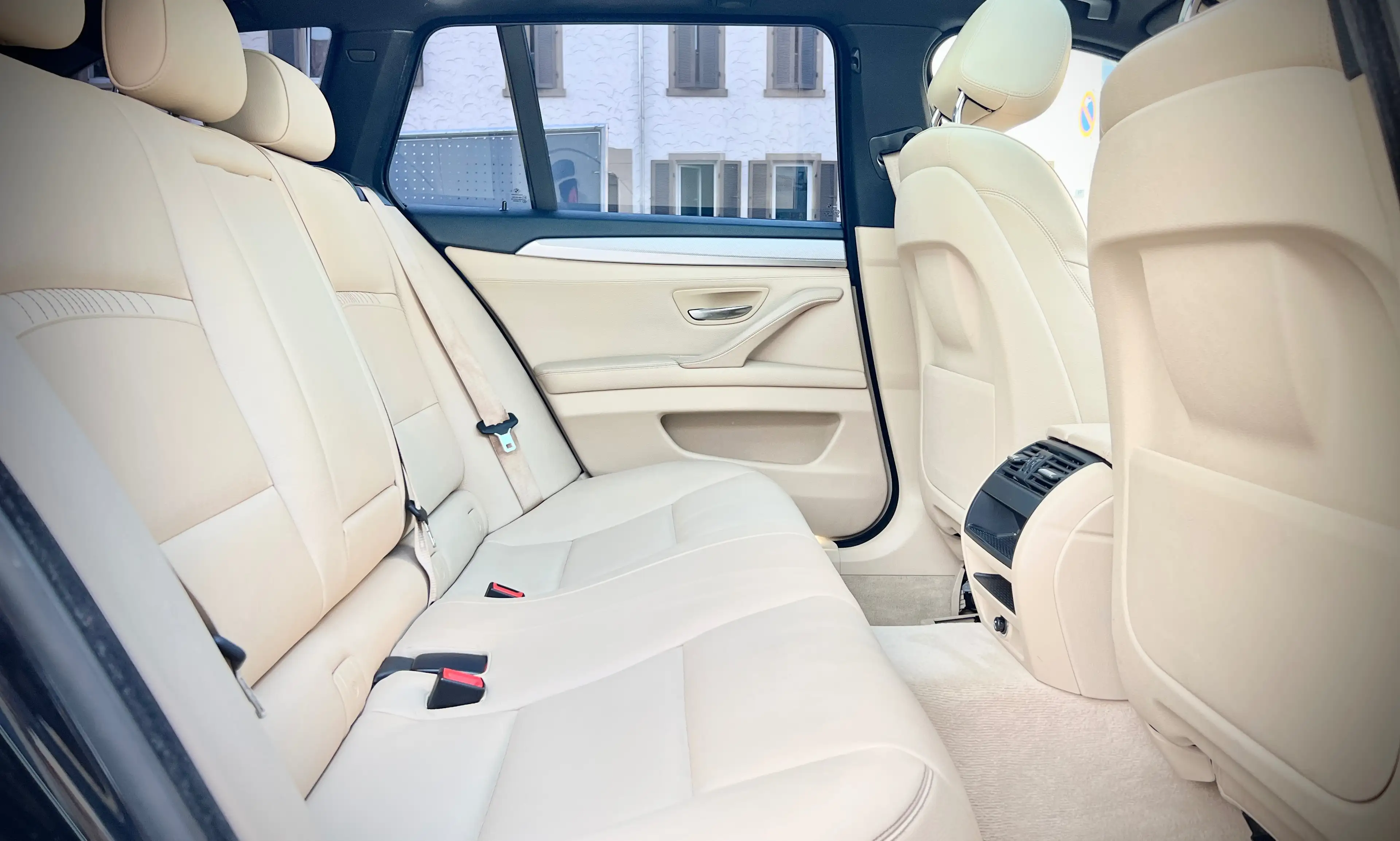 BMW 525 d Aut. M-Paket |ATM|Pano|Navi-Proff.|Alarm|AHK| — photo 6