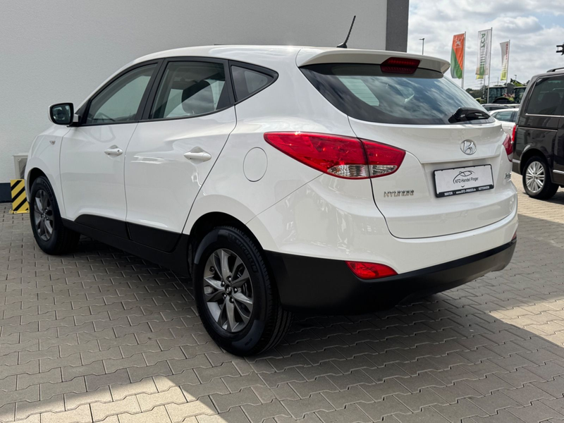 Hyundai iX35 FIFA World Cup Edition 2WD — photo 5