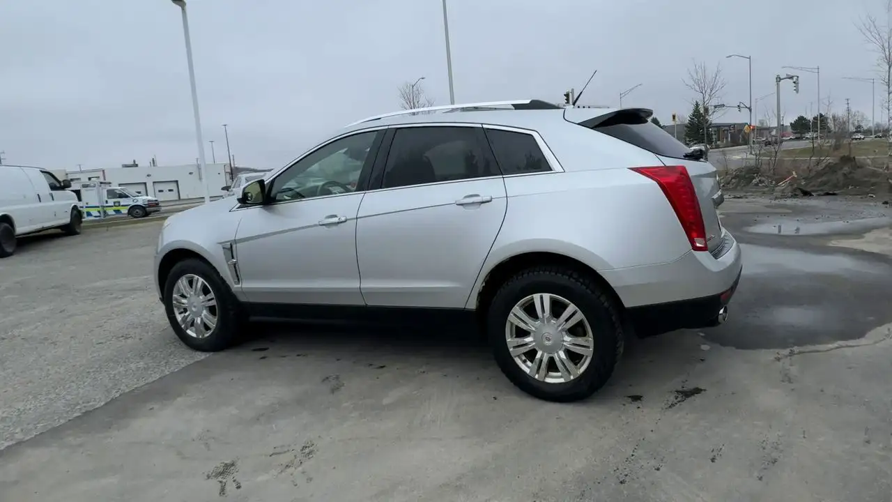 Cadillac SRX снимка Cadillac SRX