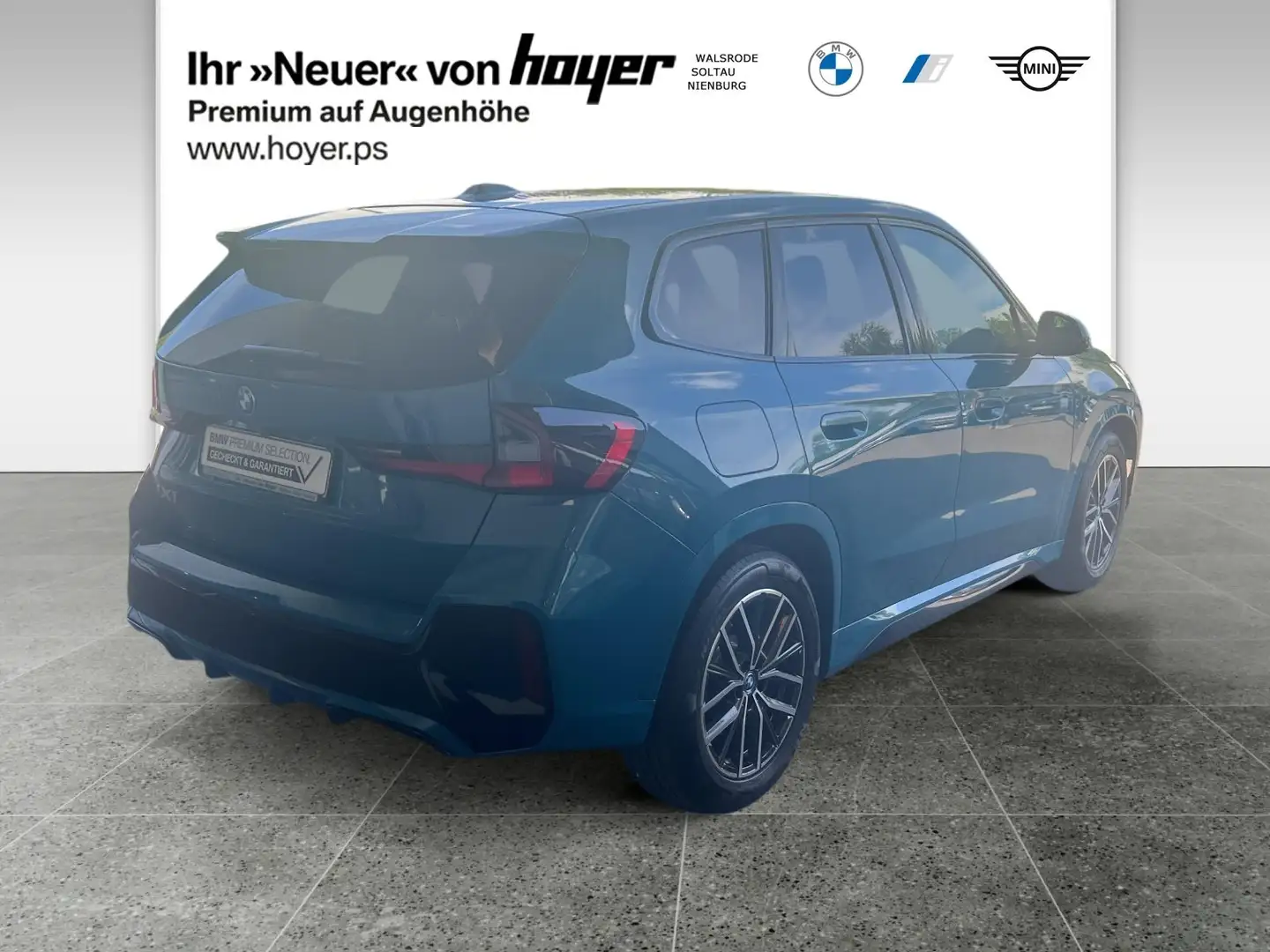 BMW iX1 xDrive30 M Sportpaket  AHL LED HUD Bleu - 2