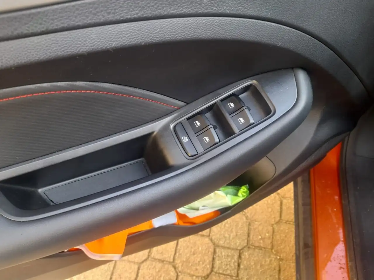 MG ZS Luxury 1.0 T GDI 18