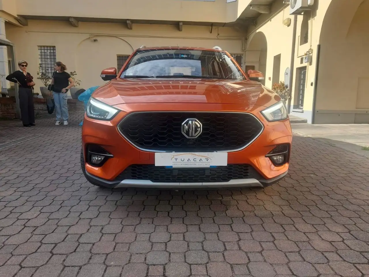 MG ZS Luxury 1.0 T GDI 2