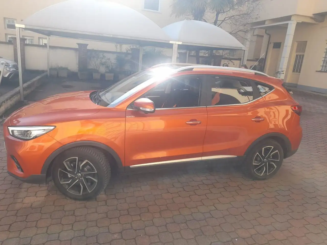 MG ZS Luxury 1.0 T GDI 8