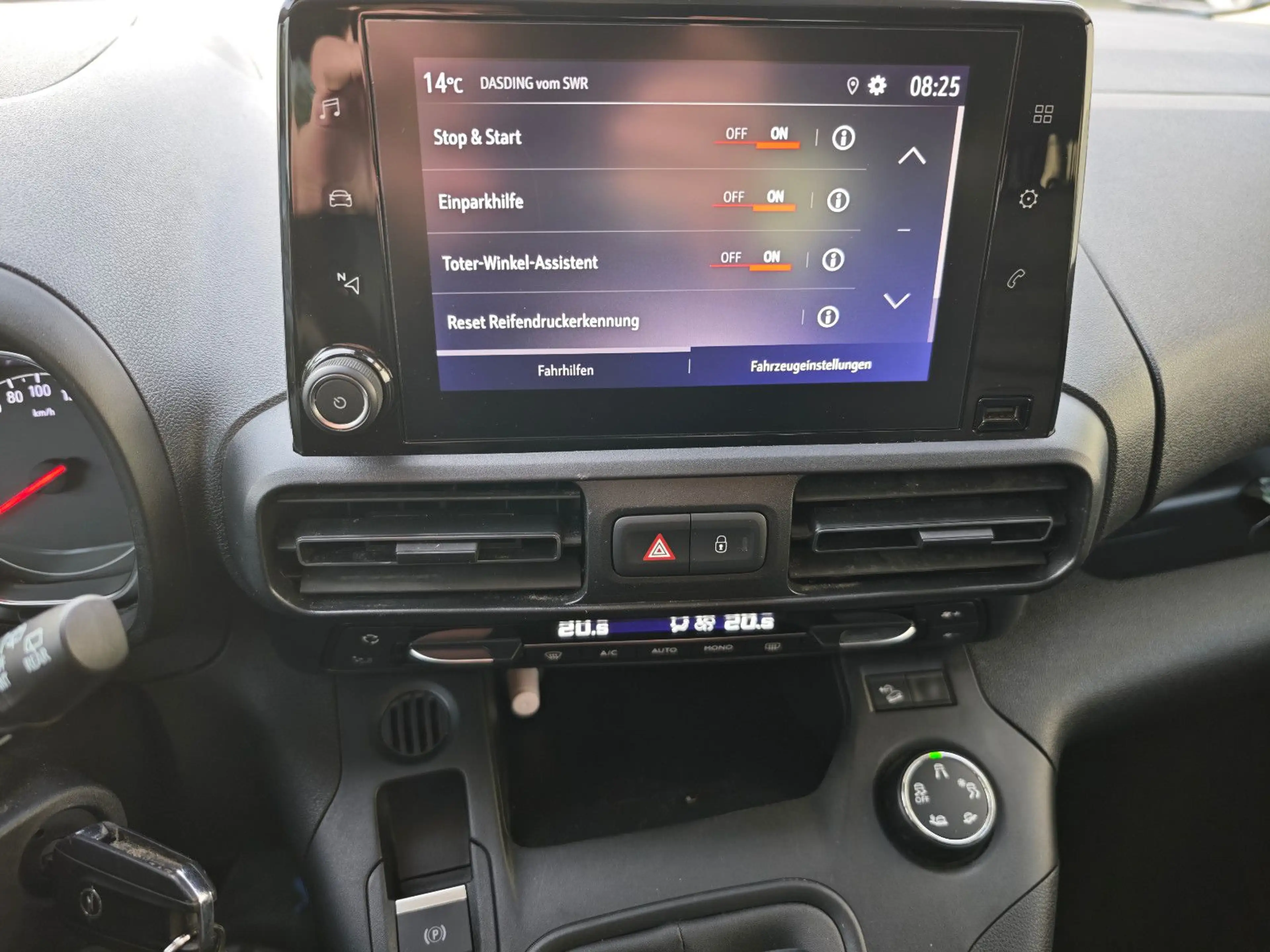 Opel Combo Life XL/L2 1.5 *Kamera*Klimaauto*Tempomat* — photo 15