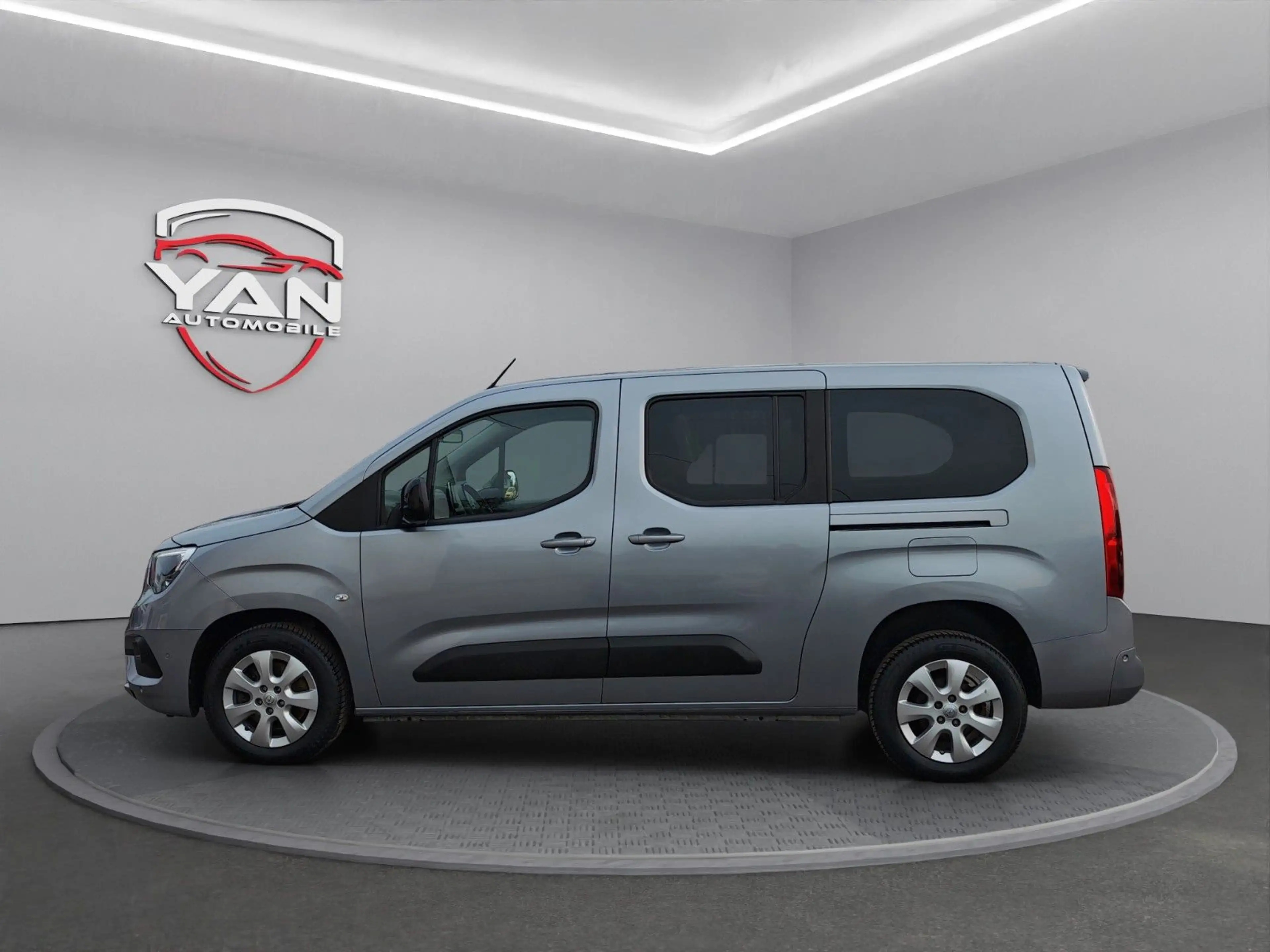 Opel Combo Life XL/L2 1.5 *Kamera*Klimaauto*Tempomat* — photo 8