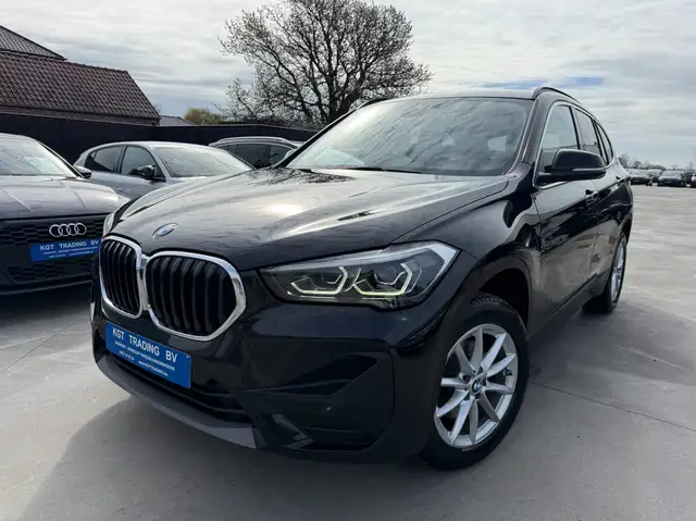 BMW X1 2.0DA 136PK AUTOMAAT NAVI ZWART LEDER FULL LED CAMERA