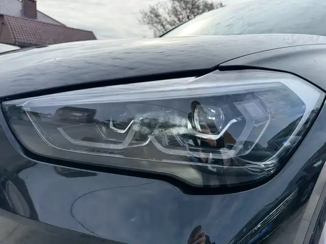 BMW X1 view 10