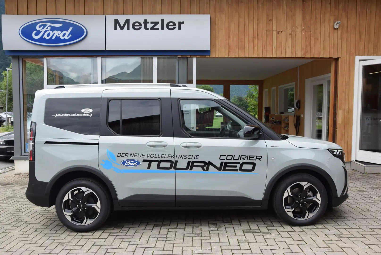 Ford Tourneo Courier **Elektro**Active**ACC**LED**Kamera** Grau - 1