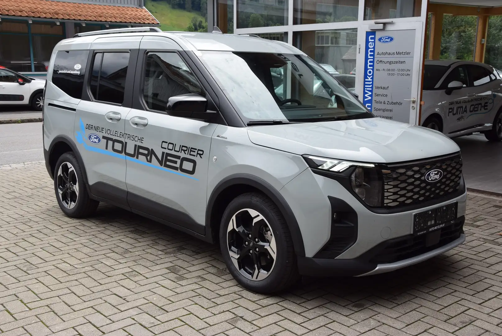 Ford Tourneo Courier **Elektro**Active**ACC**LED**Kamera** Grau - 2