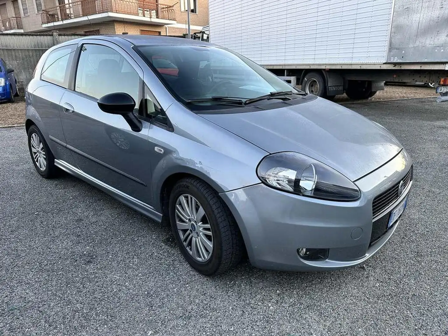Fiat Grande Punto 1.9 mjt Sport 130cv 3p 6m Grau - 2