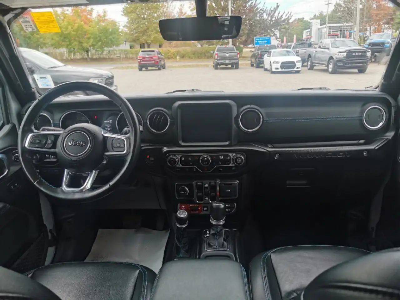 Jeep Wrangler photo Jeep Wrangler