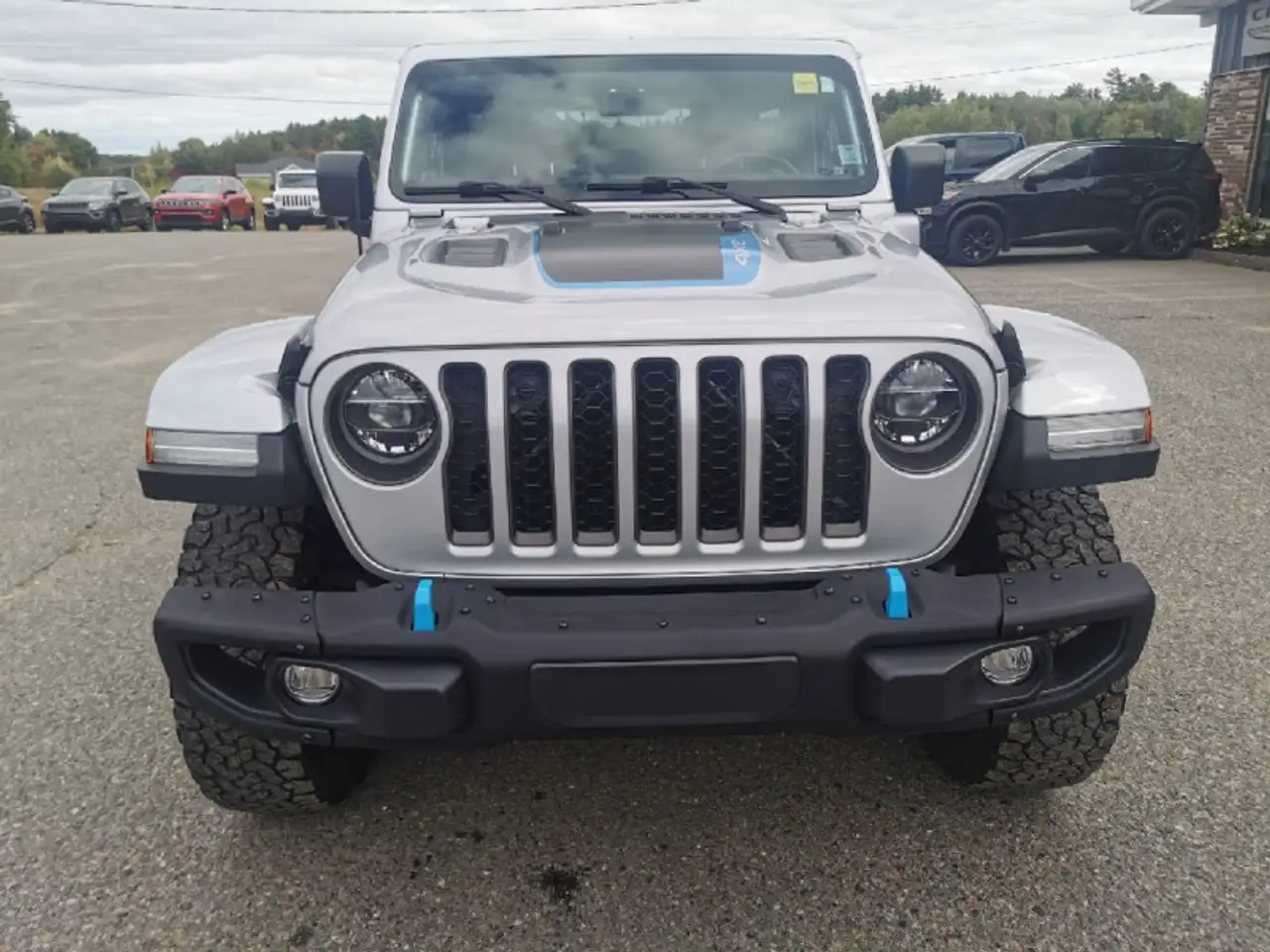Jeep Wrangler photo Jeep Wrangler