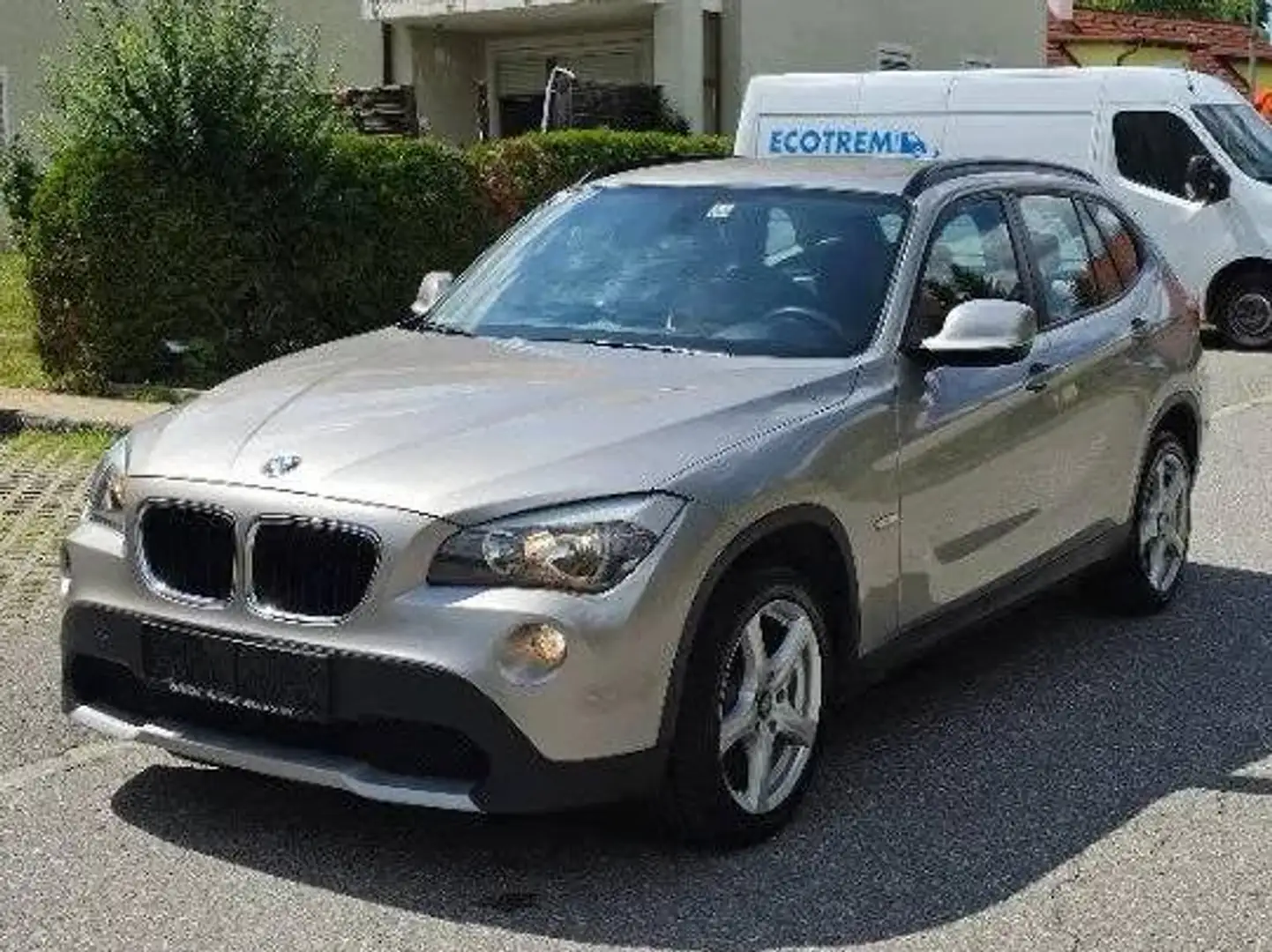 BMW X1 X1 xDrive18d Bronze - 1