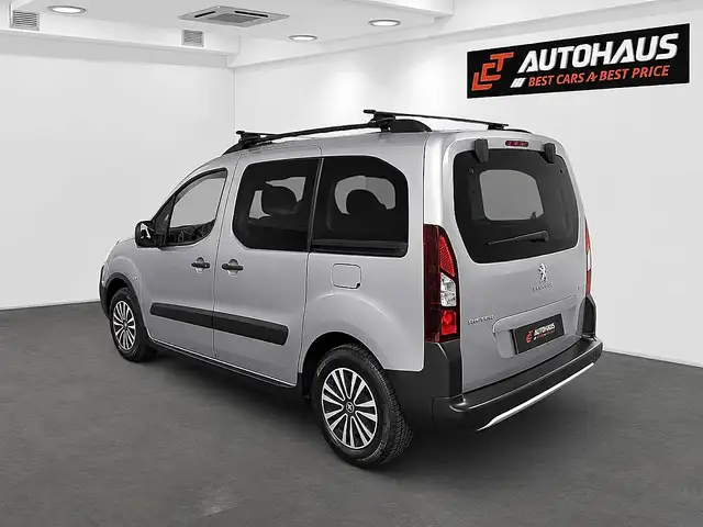 Peugeot Partner Tepee view 3