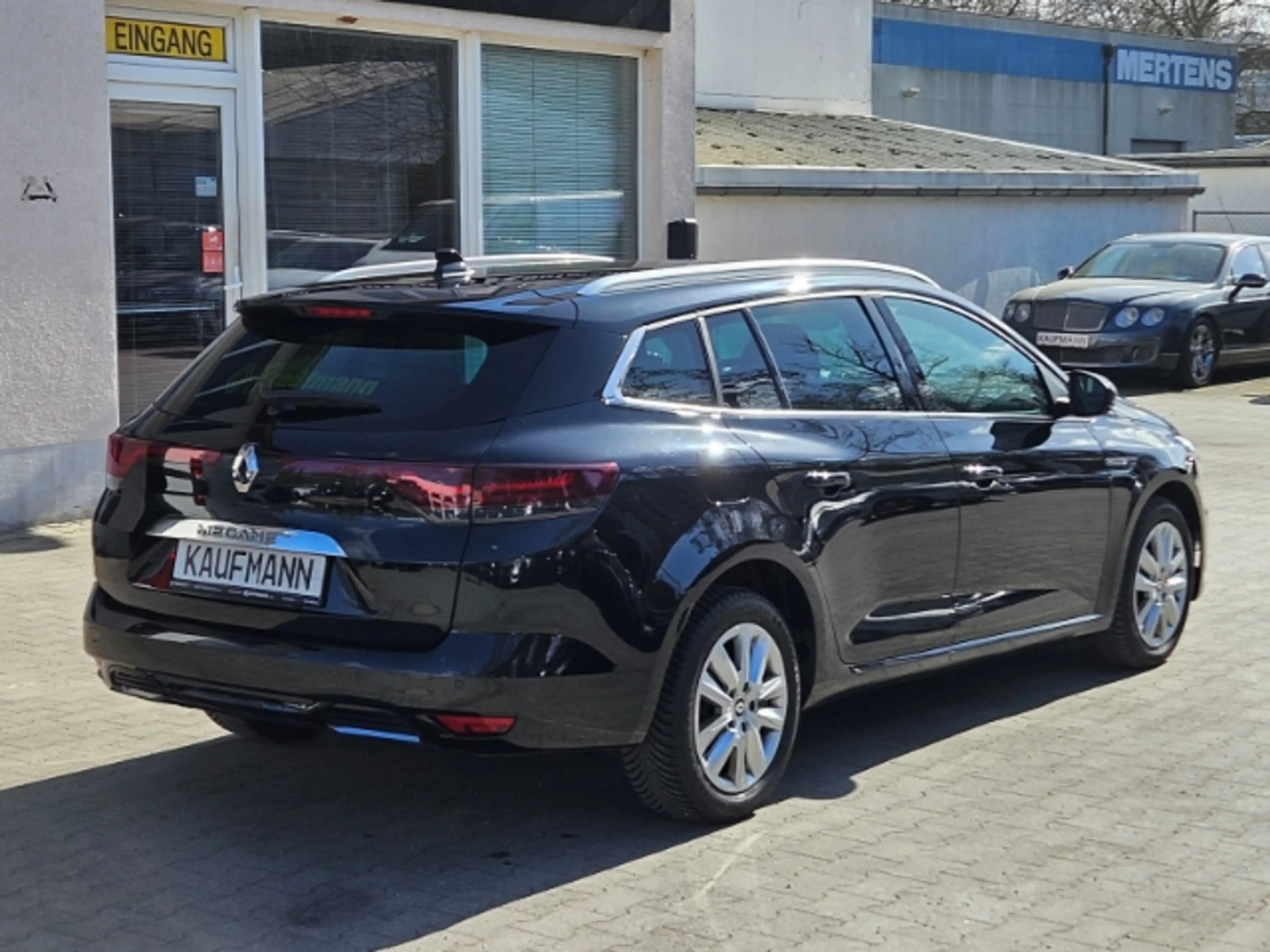 Renault Megane IV Grandtour Intens 1.3 TCe 140 EDC EU6d — photo 4