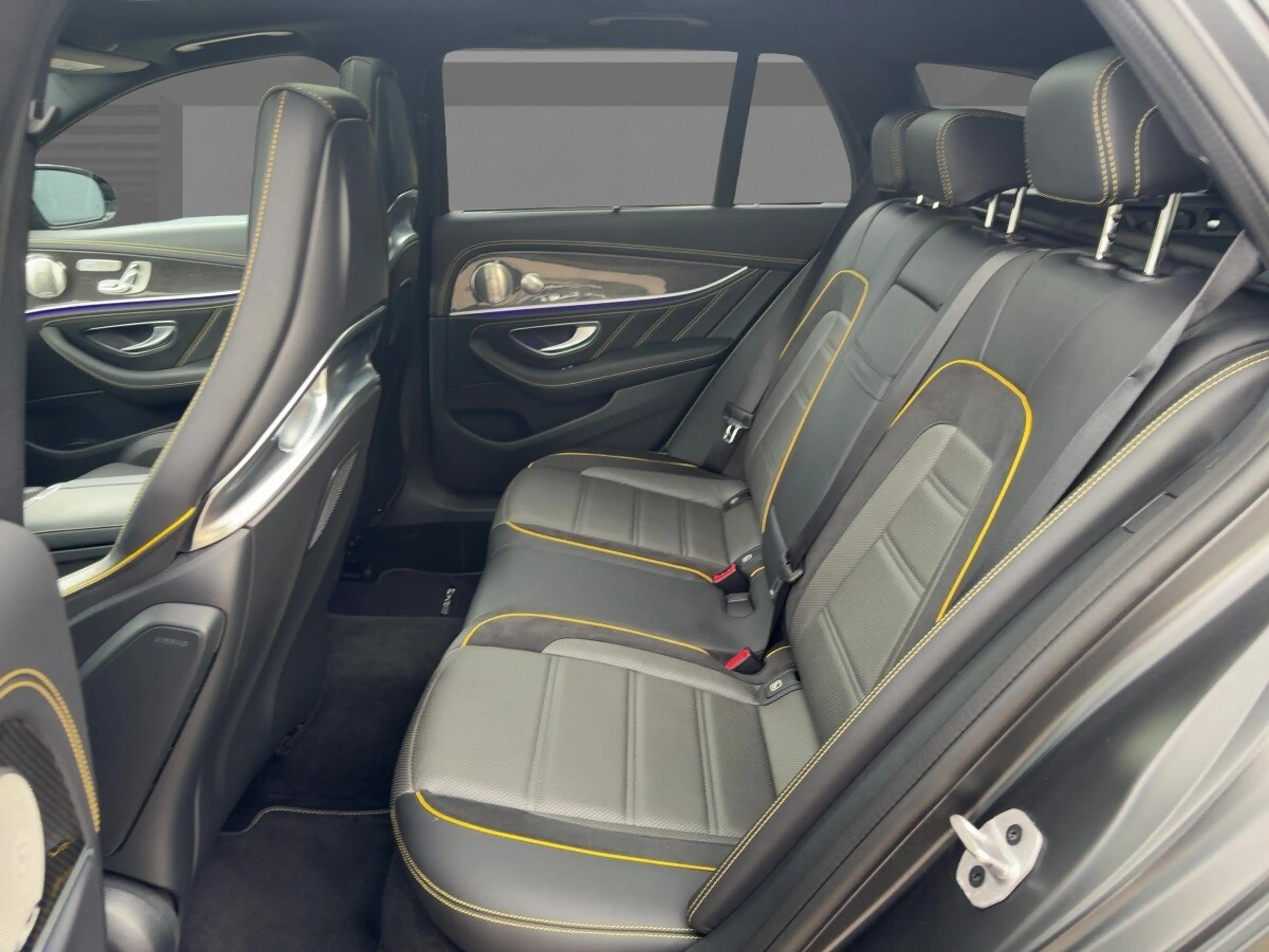 Mercedes-Benz E 63 AMG E 63 S T AMG FINAL EDITION+PANO+DISTR+360+BUMRES — photo 7
