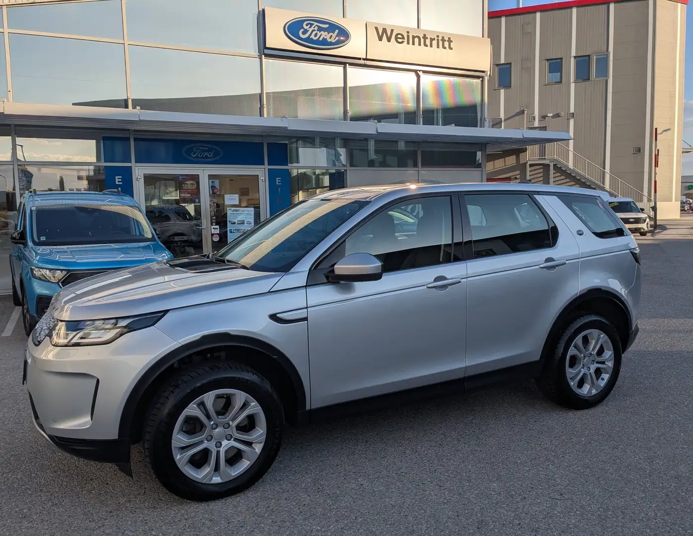 Land Rover Discovery Sport S AWD Grau - 1
