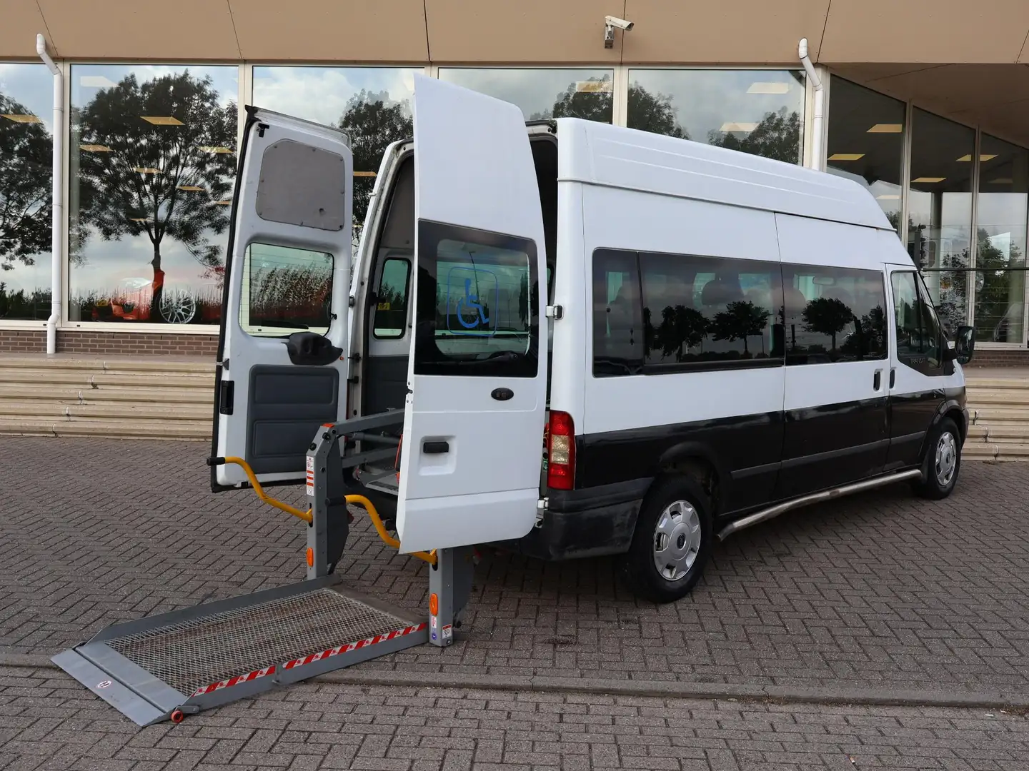 Ford Transit Kombi 330L 2.2 TDCI L3H3 ROLSTOEL LIFT INVALIDE VE Blanco - 2