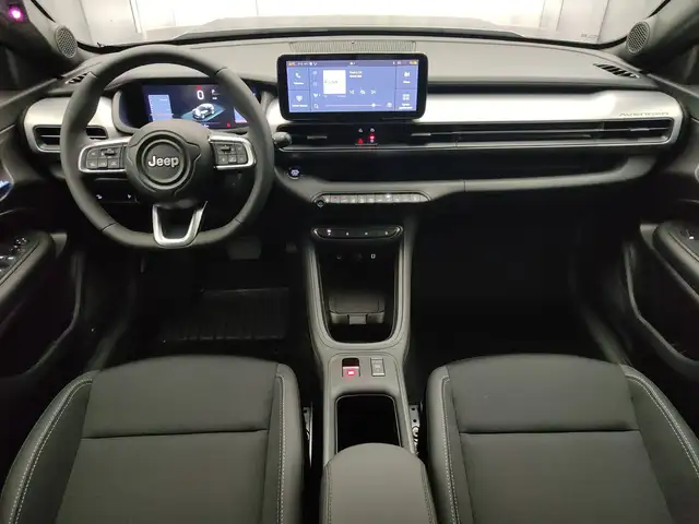 Jeep Avenger view 9