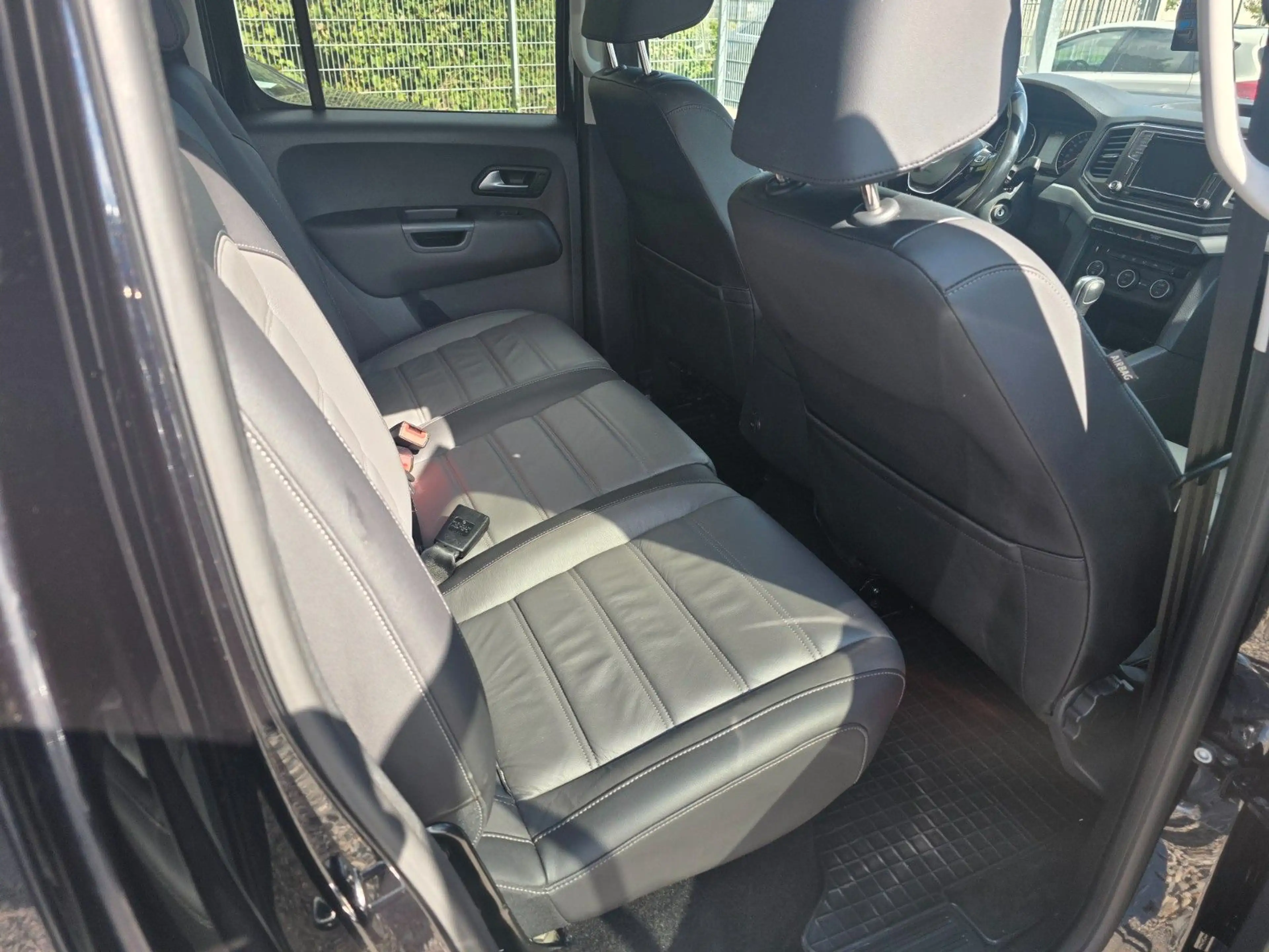 Volkswagen Amarok Highline 4Motion DoubleCab — photo 14