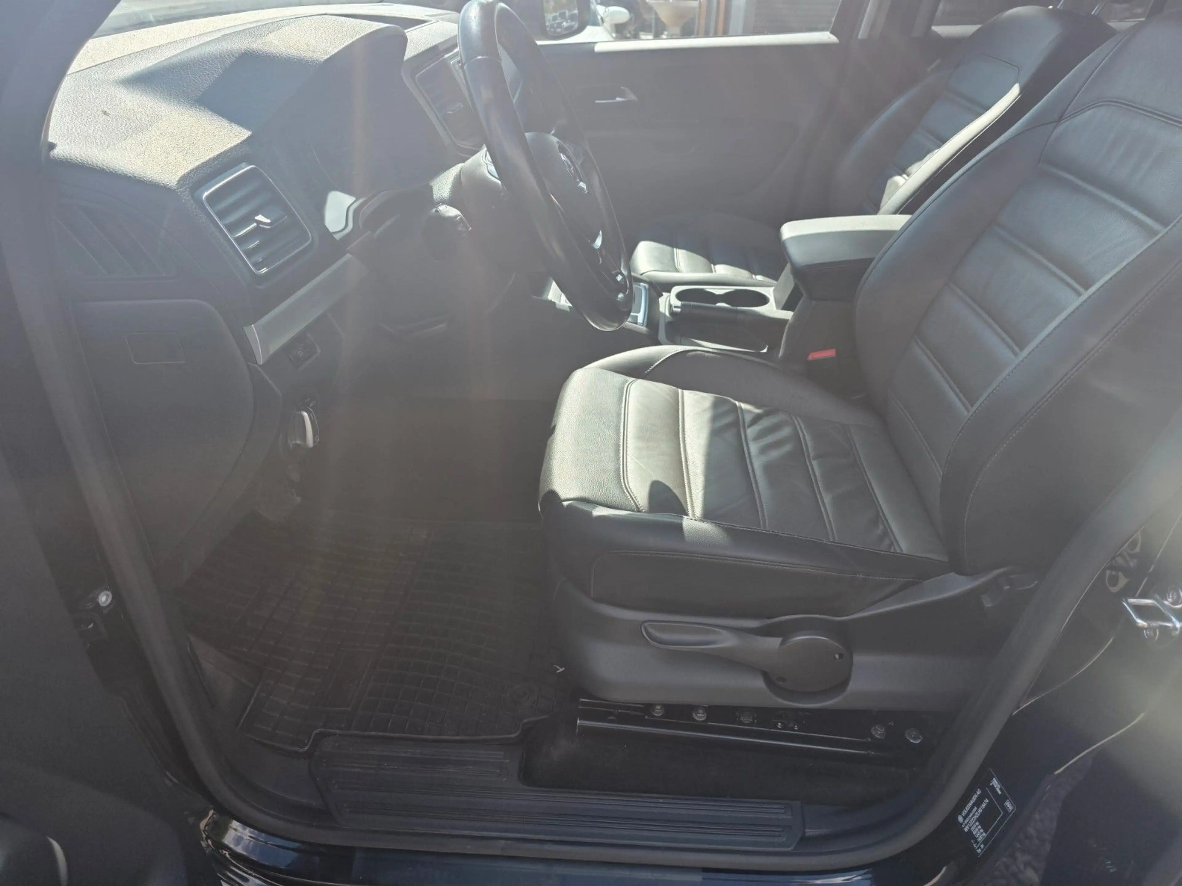 Volkswagen Amarok Highline 4Motion DoubleCab — photo 15