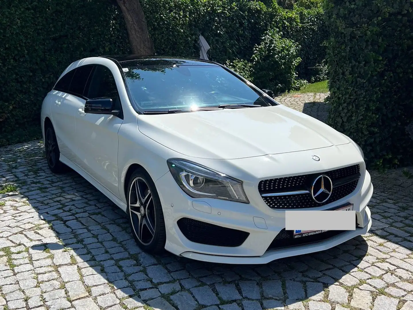 Mercedes-Benz CLA 220 CLA 220 CDI Shooting Brake AMG Line Aut. Wit - 1