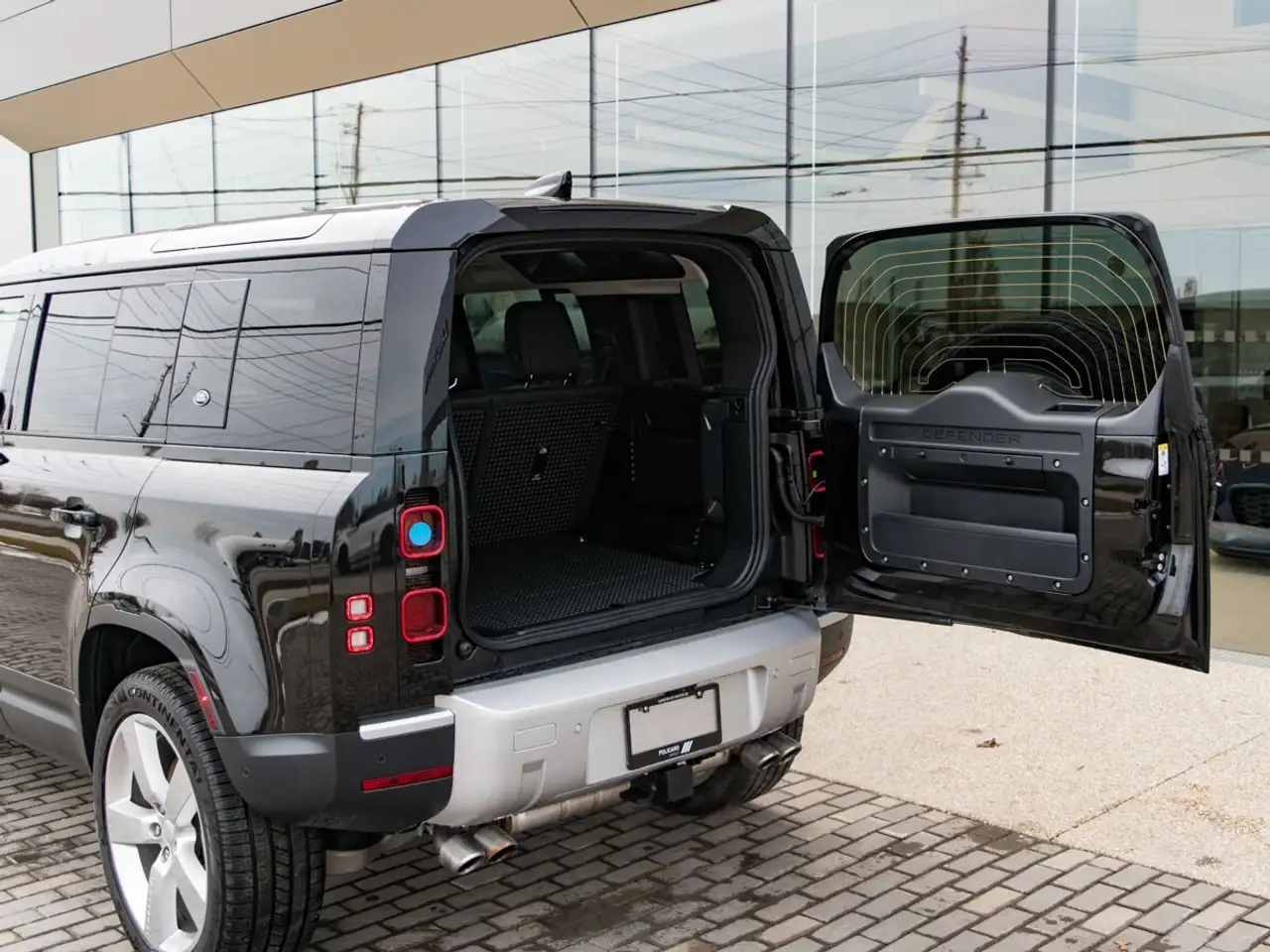 Land Rover Defender снимка Land Rover Defender
