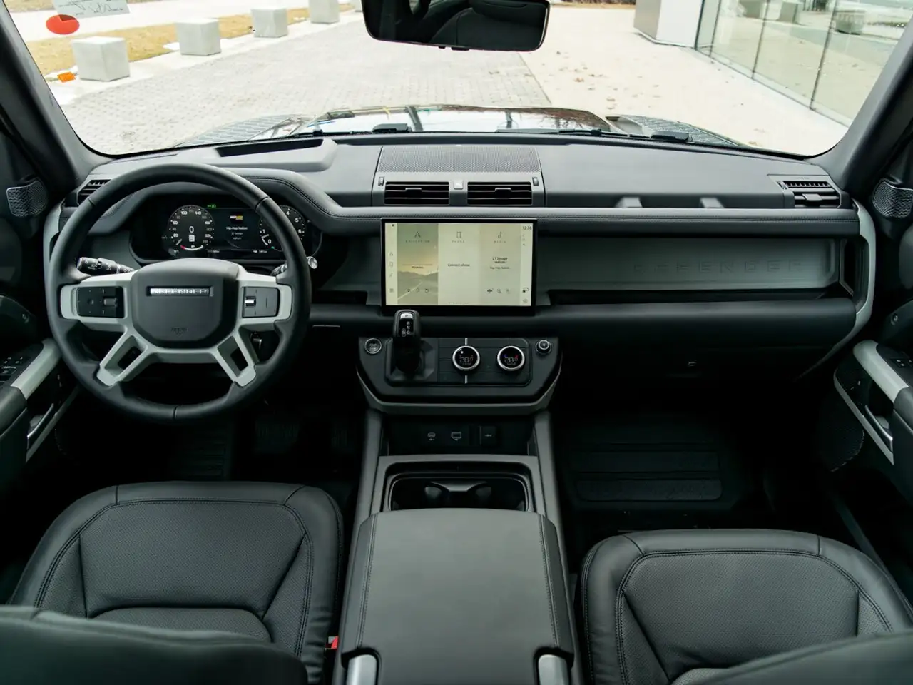 Land Rover Defender снимка Land Rover Defender