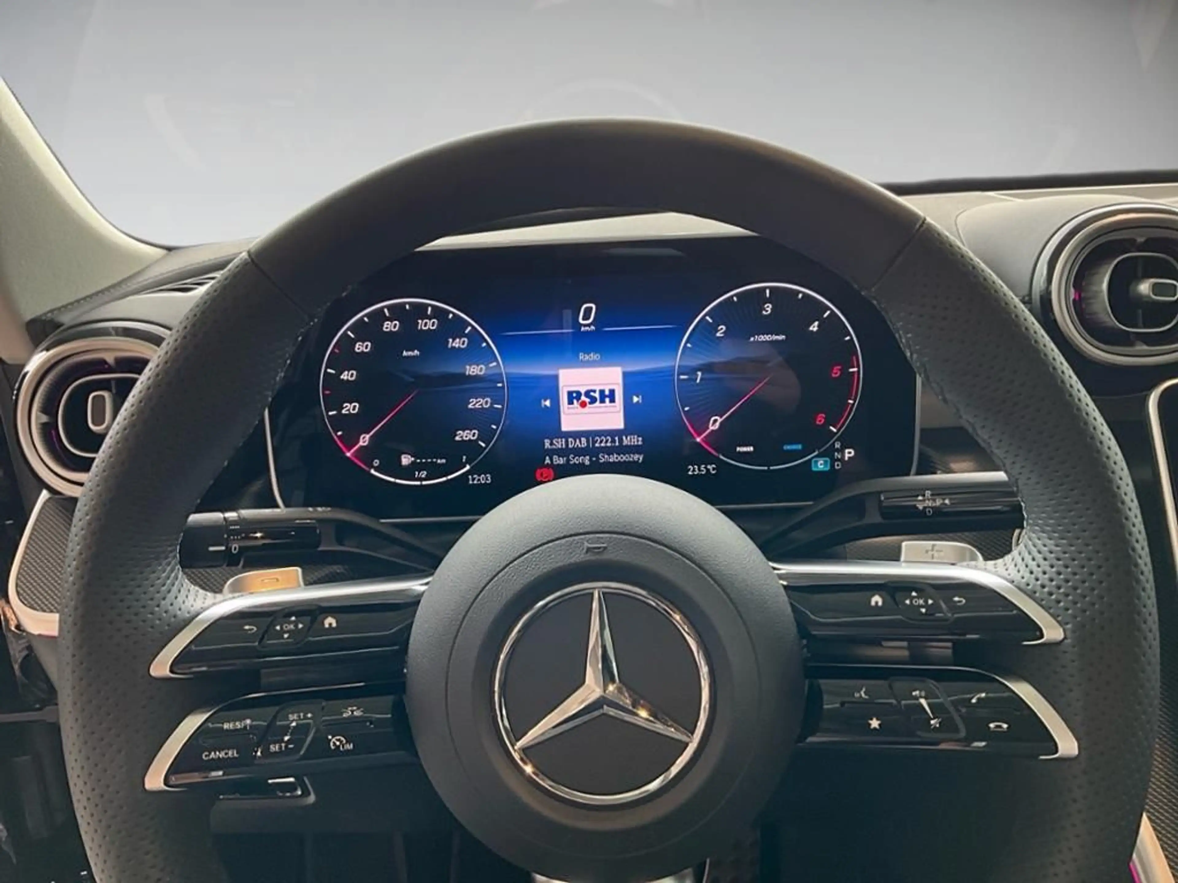 Mercedes-Benz C 300 d 4M AMG 360 ACC AHK AUT DynLicht Kam. LED — photo 12