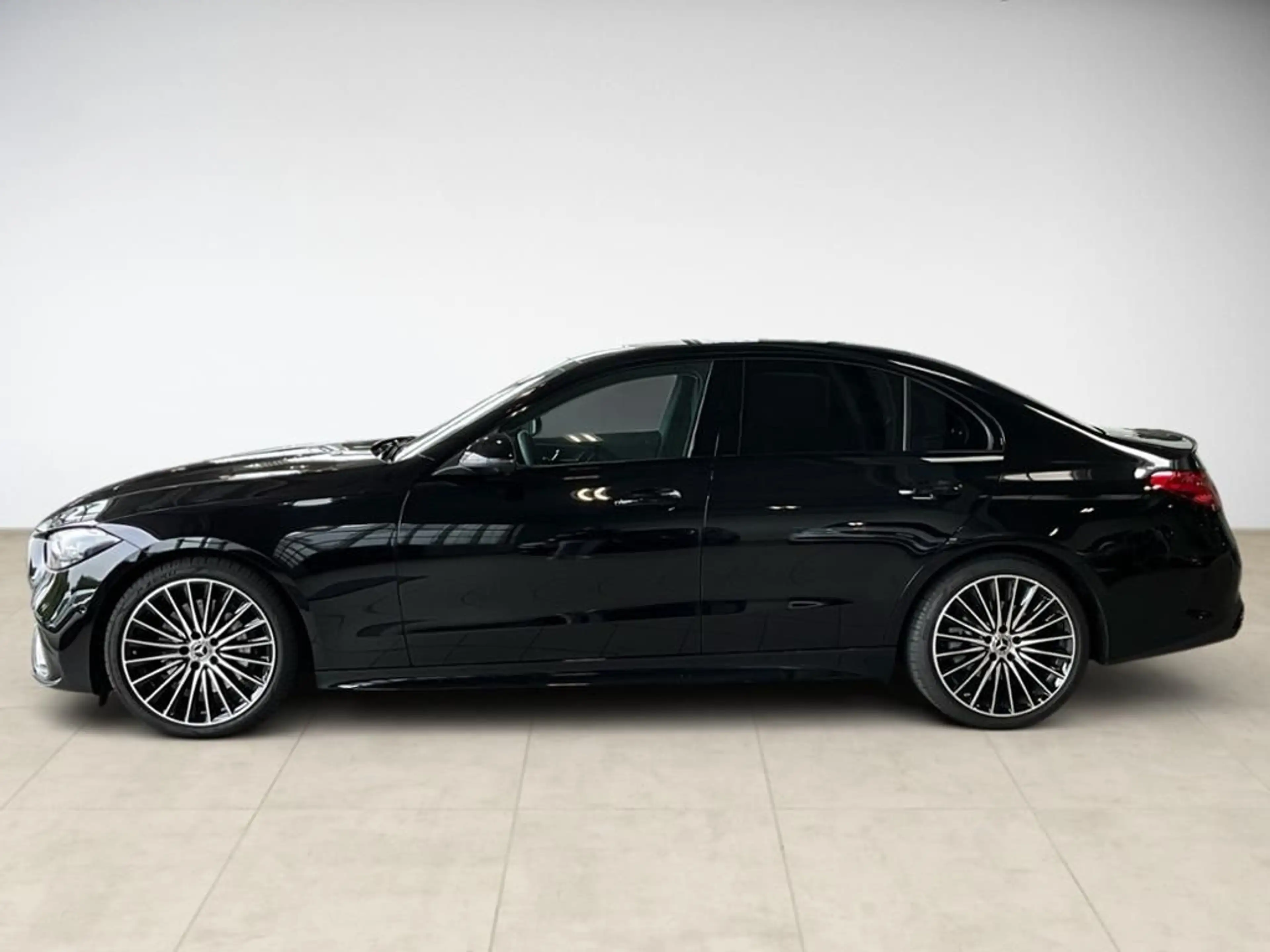Mercedes-Benz C 300 d 4M AMG 360 ACC AHK AUT DynLicht Kam. LED — photo 3